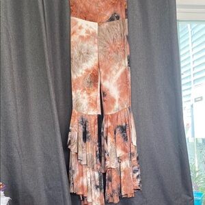 Kantha Bae Tie-Dye Ruffle leggings